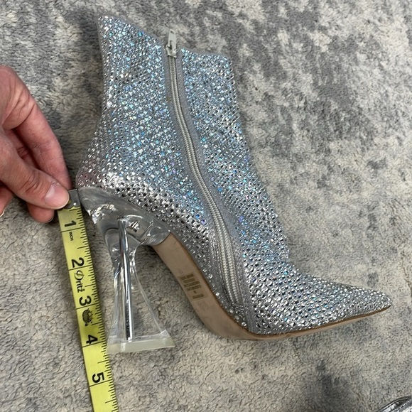 Steve Madden Vivy Ankle Boots Sparkle Rhinestone Flared Heel Silver Sz 7 - Picture 11 of 17